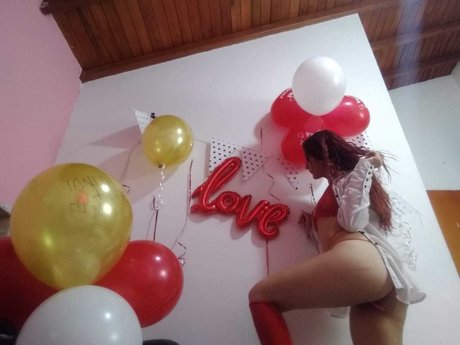 Tripsy Love star top images