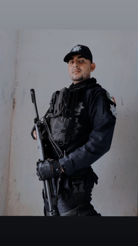 OsmarCR7 erotic star pictures