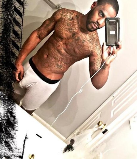 ForeverLoyal exclusive pornstar gallery