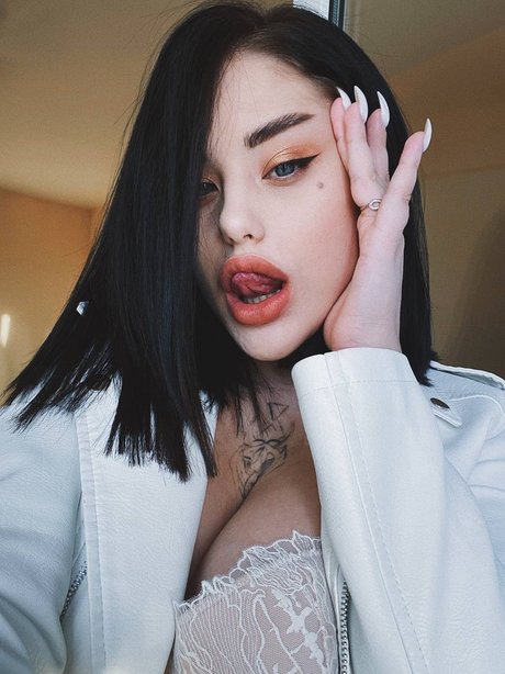 Trisha Star_ hd actress images