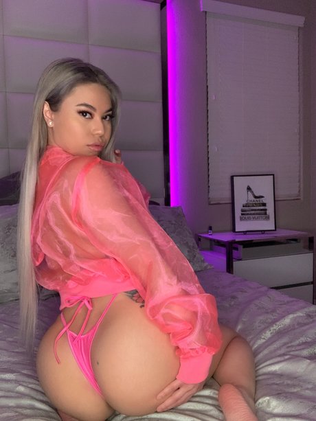 Valerie Dawn adult star archive