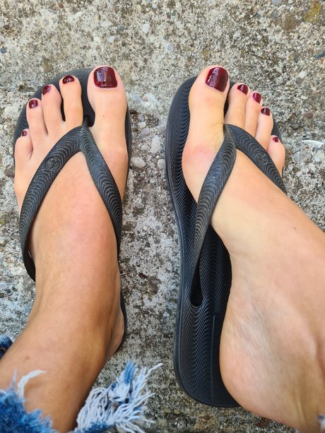 Mia___ high quality star image