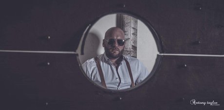 THE BEARDED CAVEMAN star best picture