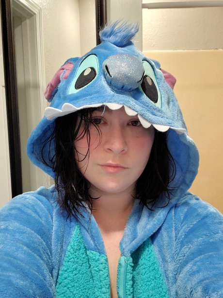 MissKittie naked star image