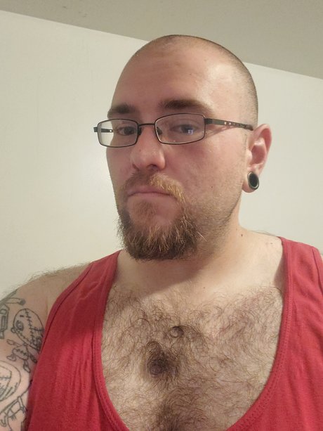 Tripp Entarin star beautiful photo