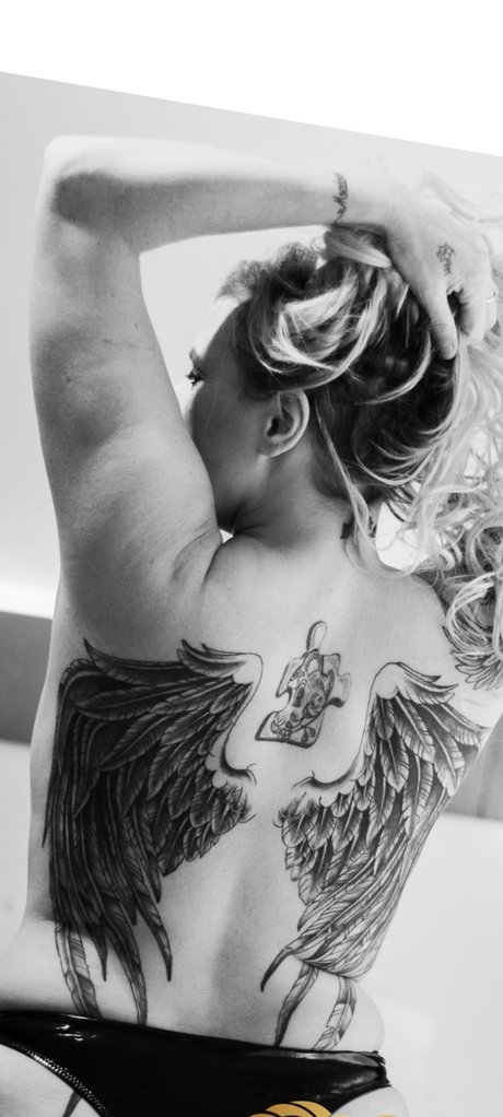 xxxbigirlbiekexxx erotic model galleries