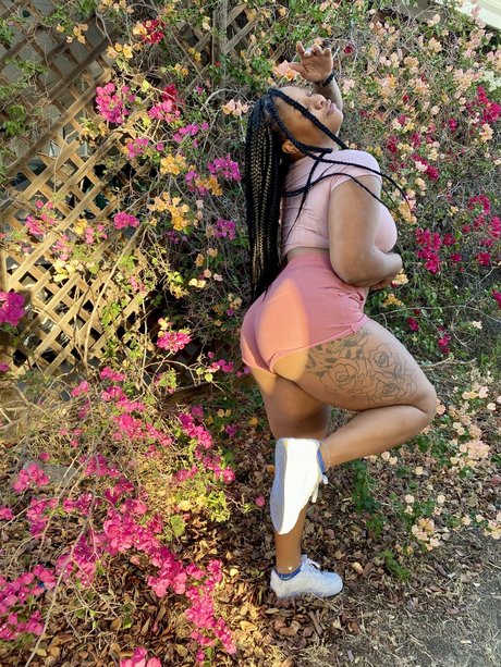 youloveKP pornstar naked img