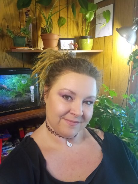 SapphireRivers84 erotic model pics