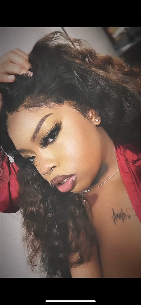 Prettyassmaniacc top pornstar photos