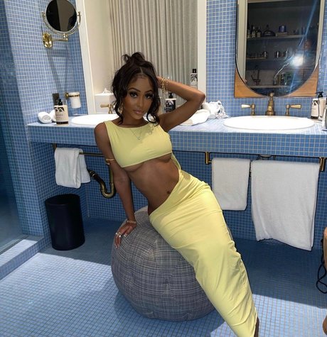 Fun Sz butta pecan xxx actress img