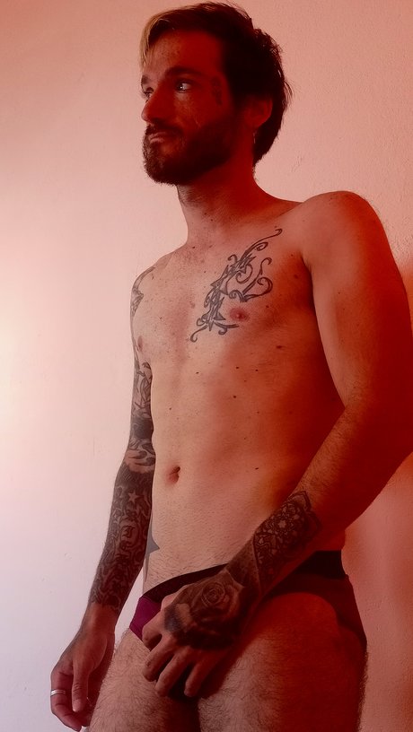 Richard Smith model pornographic images