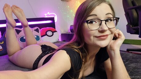 TinyEmily model nice pictures