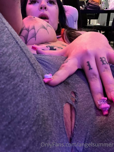 Goth Angel Summer_ pornstar perfect image