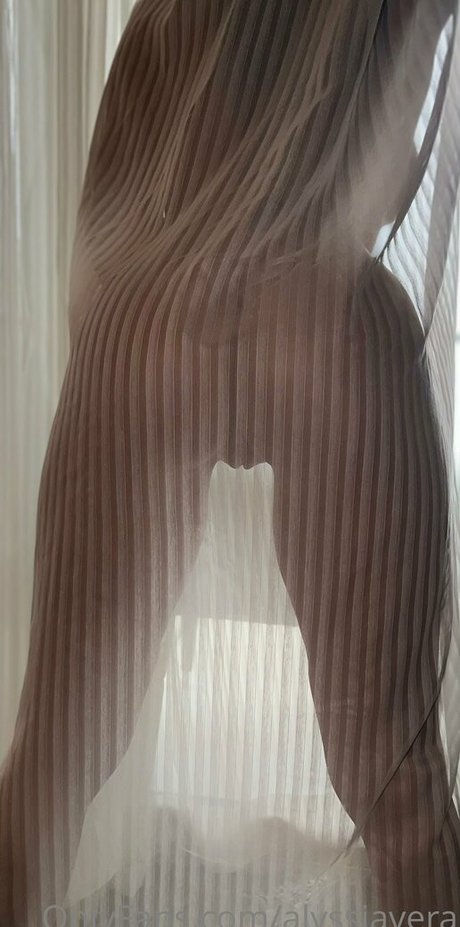 alyssia vera star art picture