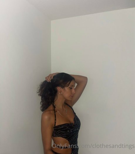 clothesandtingsss best model pics