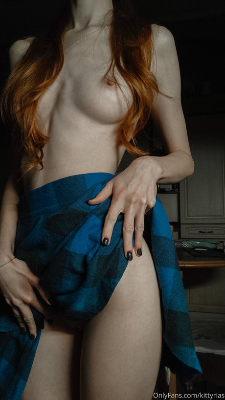 kittyrias exclusive model photo