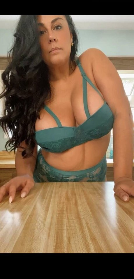 Danielle Dallaire nude model archive