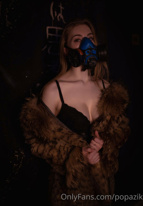 Popazik pretty actress pic