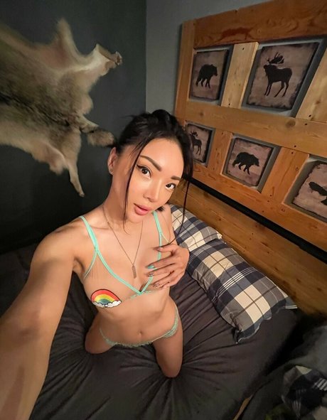 Ayumi Anime porn model picture