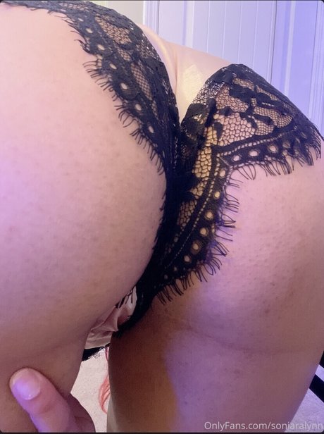 Soni Aralynn star pics