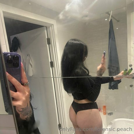 _MK erotic star pics