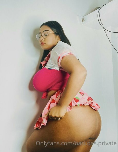 Oasi Das model naked pics