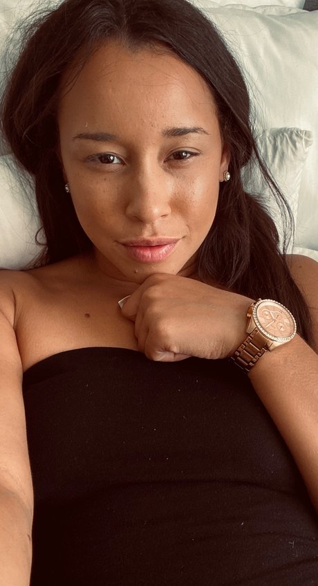 Russia jones nude model photo