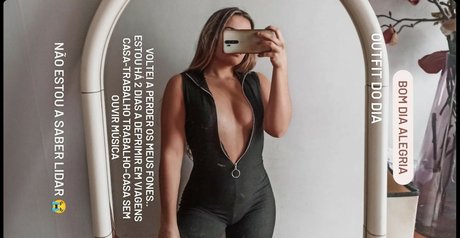 Flavia de Sousa_ model free img