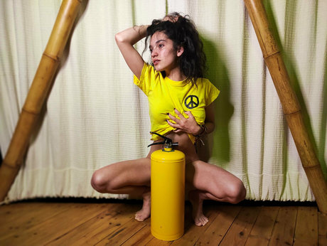 MakyMakys beautiful actress img