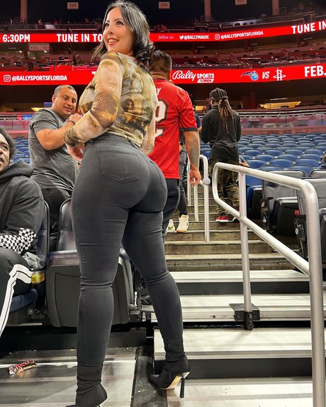 Woe Alexandra erotic model galleries