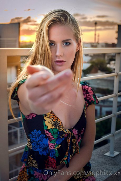 sophiax xx sexy model pics