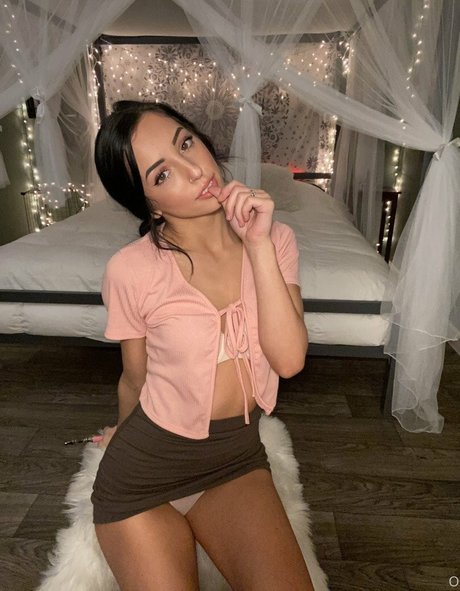 Karli Mergenthaler free actress image