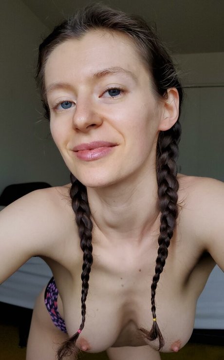 VioletFoxy perfect actress gallery