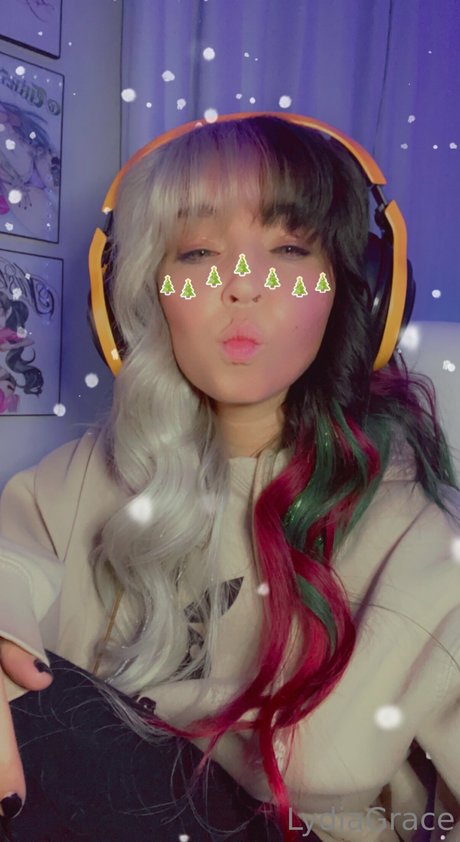 Lydia Grace erotic model pic