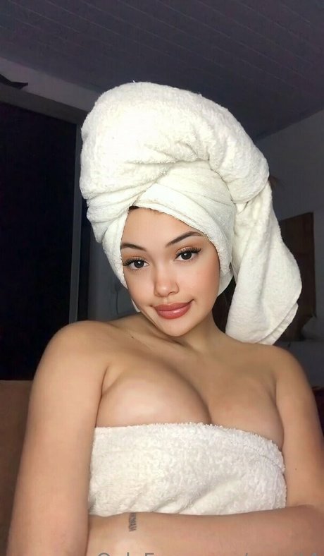 Camitor4 star sexy photos