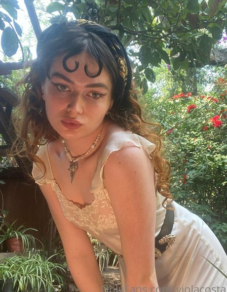 floraauclair best actress picture