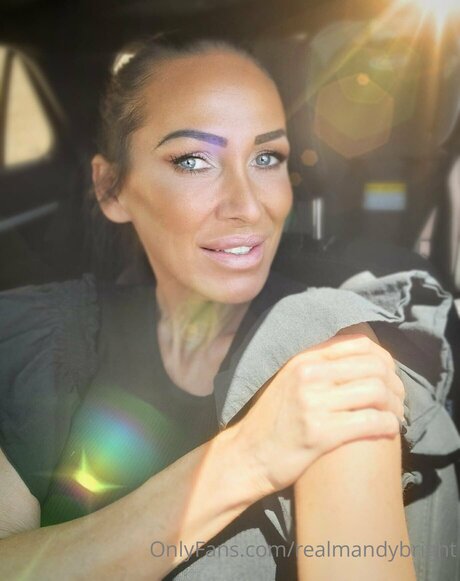 realmandybright model nude photos