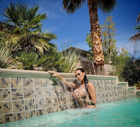 realmandybright pornstar art photo