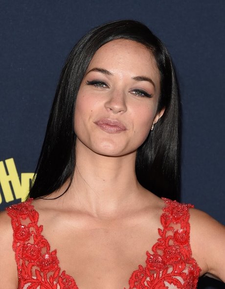 Alexis Merizalde Knapp model best photo