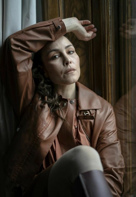Noomi Rapace free model pic