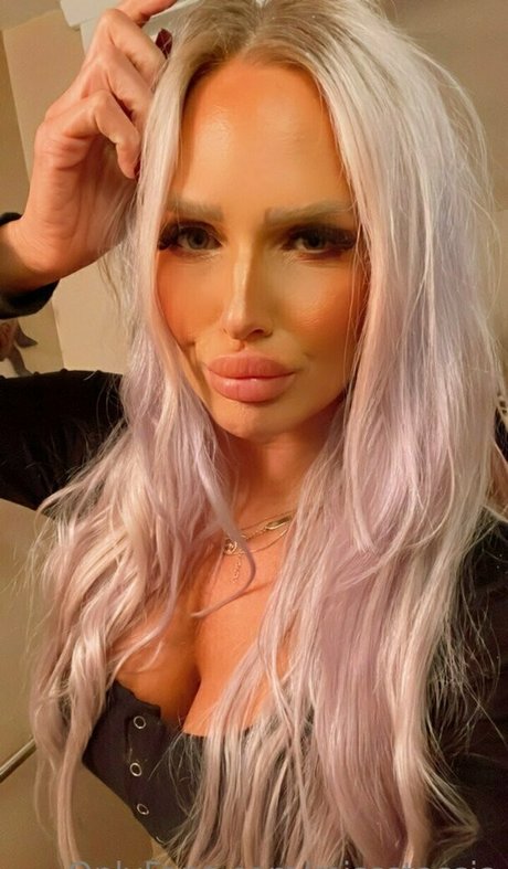 missstassia pornstar free image