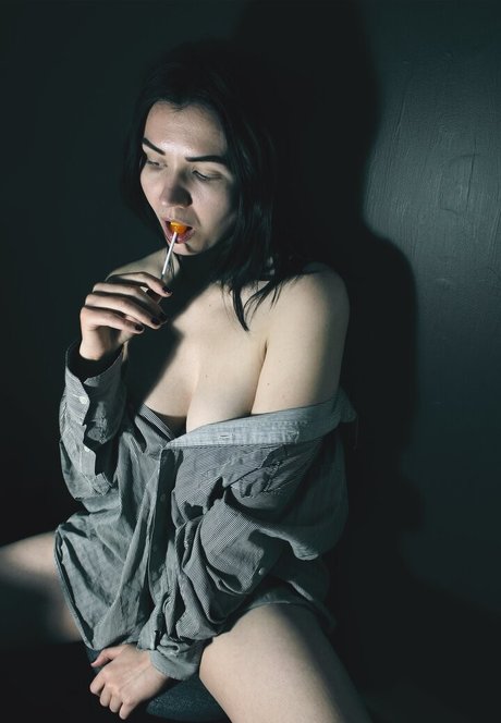 Chloe Ventura model hd img