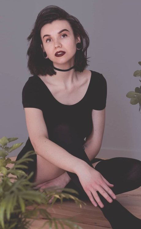 Chloe Ventura pornstar free image