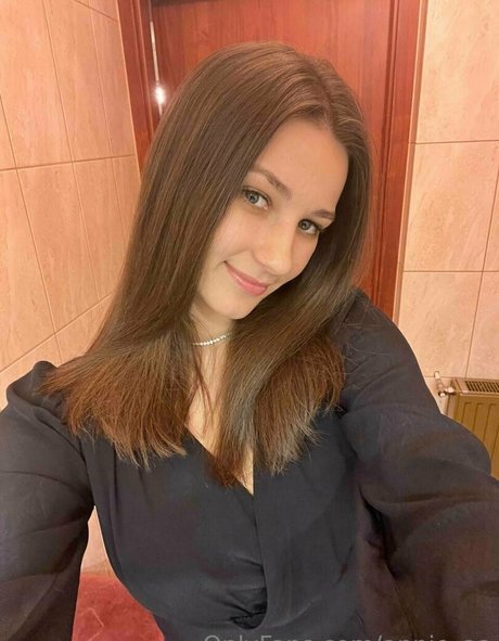 annie aa model pornographic archive