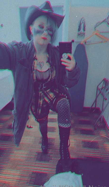 xxxgorygamerxxx exclusive model image