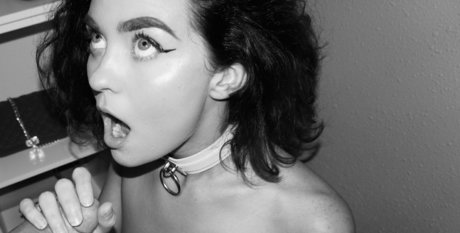 Savannahextrasmall adult star photos