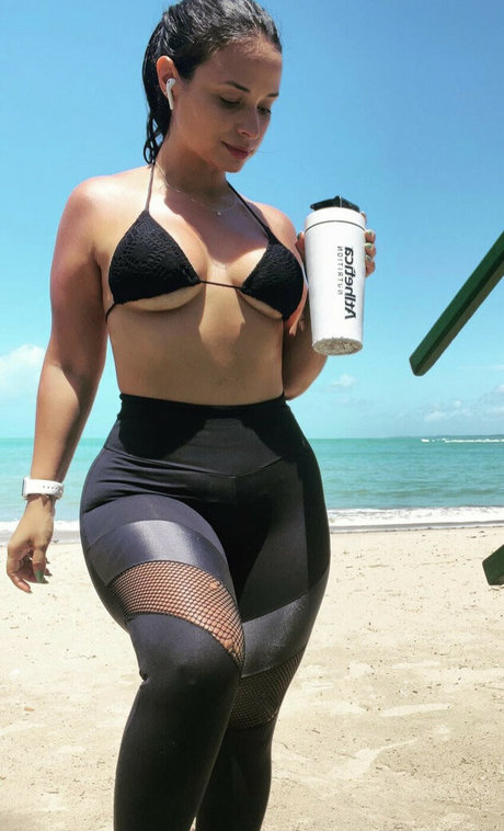 Daysiane Sandy model naked galleries