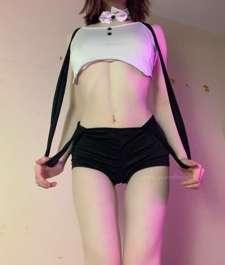 yoursoftness69 perfect actress image