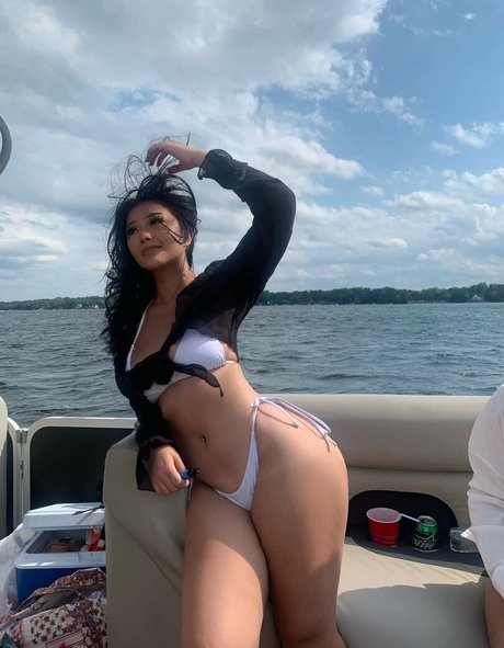 Faith Vang high quality pornstar picture