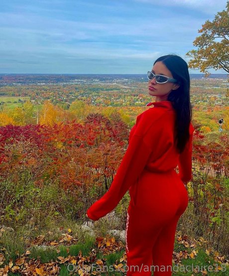 amandaclaire18 erotic star pics